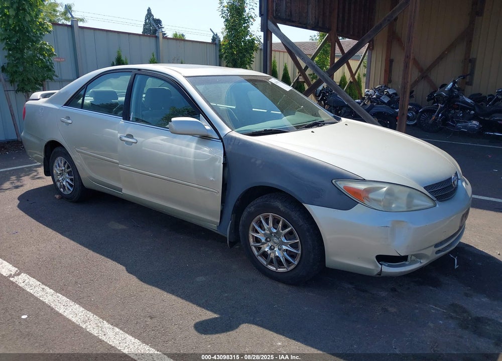 2003 TOYOTA CAMRY LE VIN: JTDBE32K330157908
