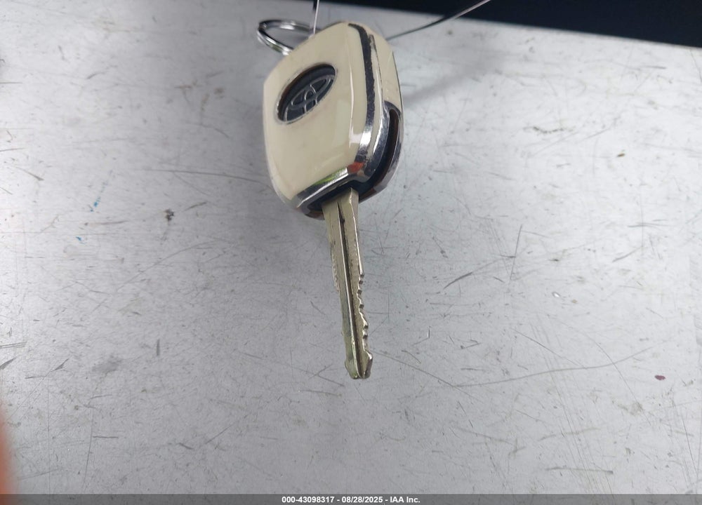 2017 TOYOTA COROLLA VIN: 5YFBURHEXHP706590