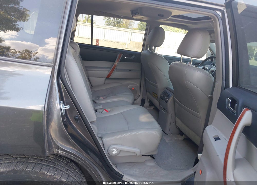 2009 TOYOTA HIGHLANDER VIN: JTEES42A092116194