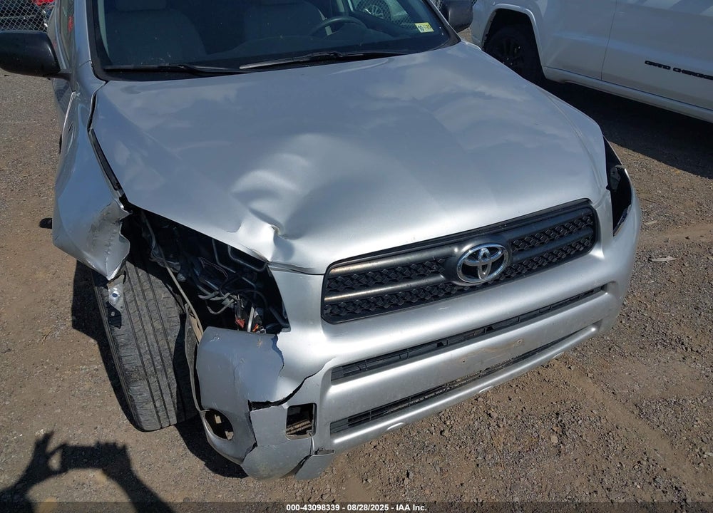2008 TOYOTA RAV4 VIN: JTMBD33V585190091