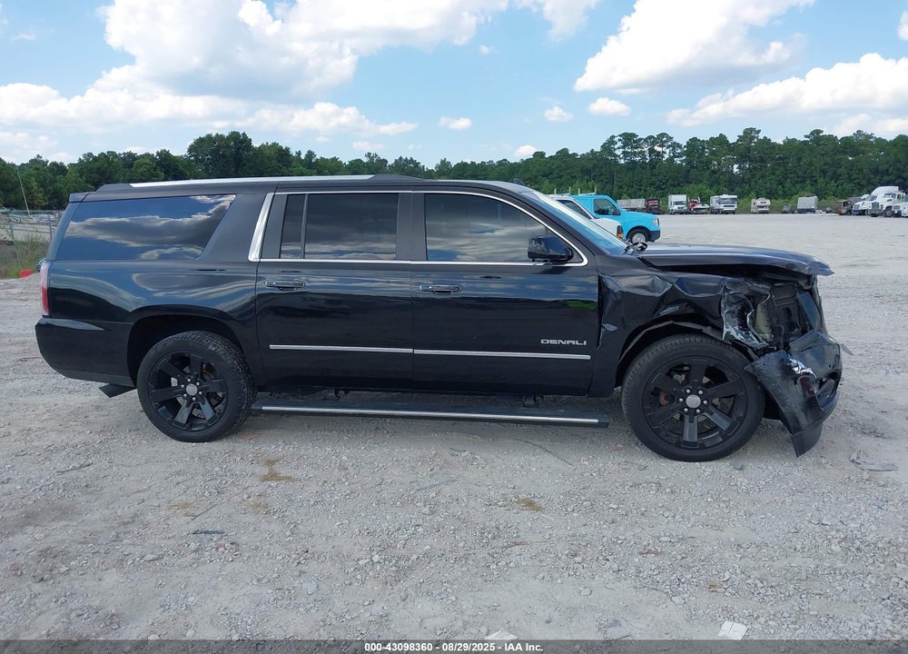 2016 GMC YUKON XL VIN: 1GKS2HKJ5GR311358