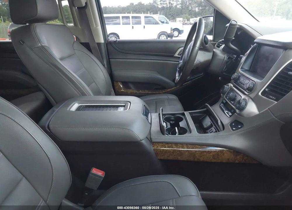 2016 GMC YUKON XL VIN: 1GKS2HKJ5GR311358