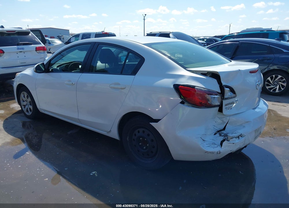 2013 MAZDA 3 VIN: JM1BL1U70D1851468