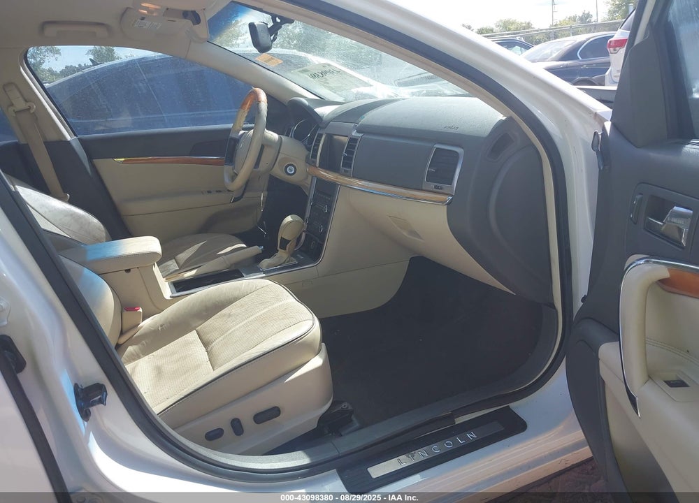 2010 LINCOLN MKZ VIN: 3LNHL2GC3AR619937