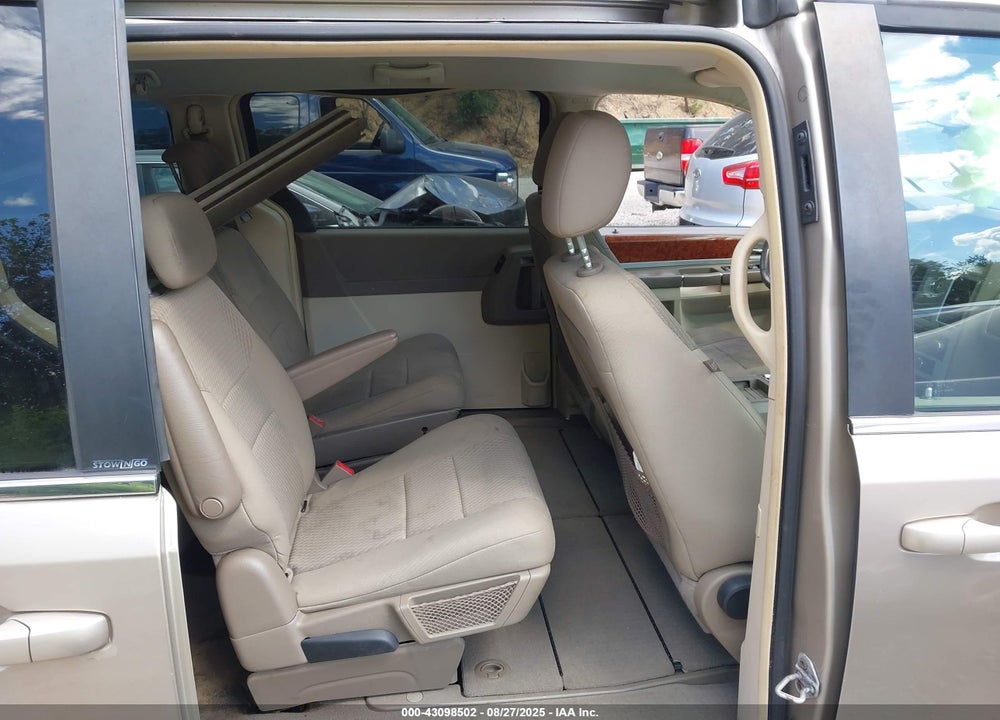 2009 CHRYSLER TOWN & COUNTRY TOURING VIN: 2A8HR54119R581156