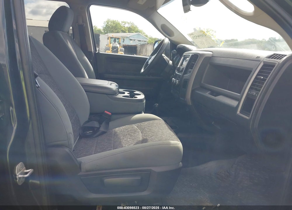 2015 RAM 2500 TRADESMAN VIN: 3C6UR5CJ8FG577248
