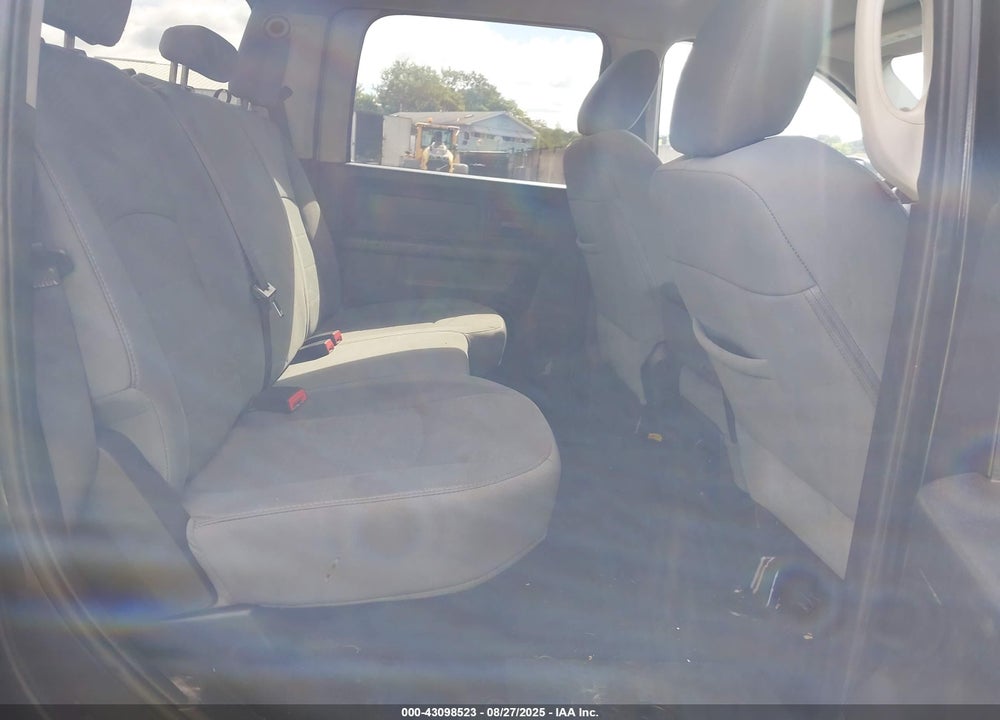 2015 RAM 2500 TRADESMAN VIN: 3C6UR5CJ8FG577248