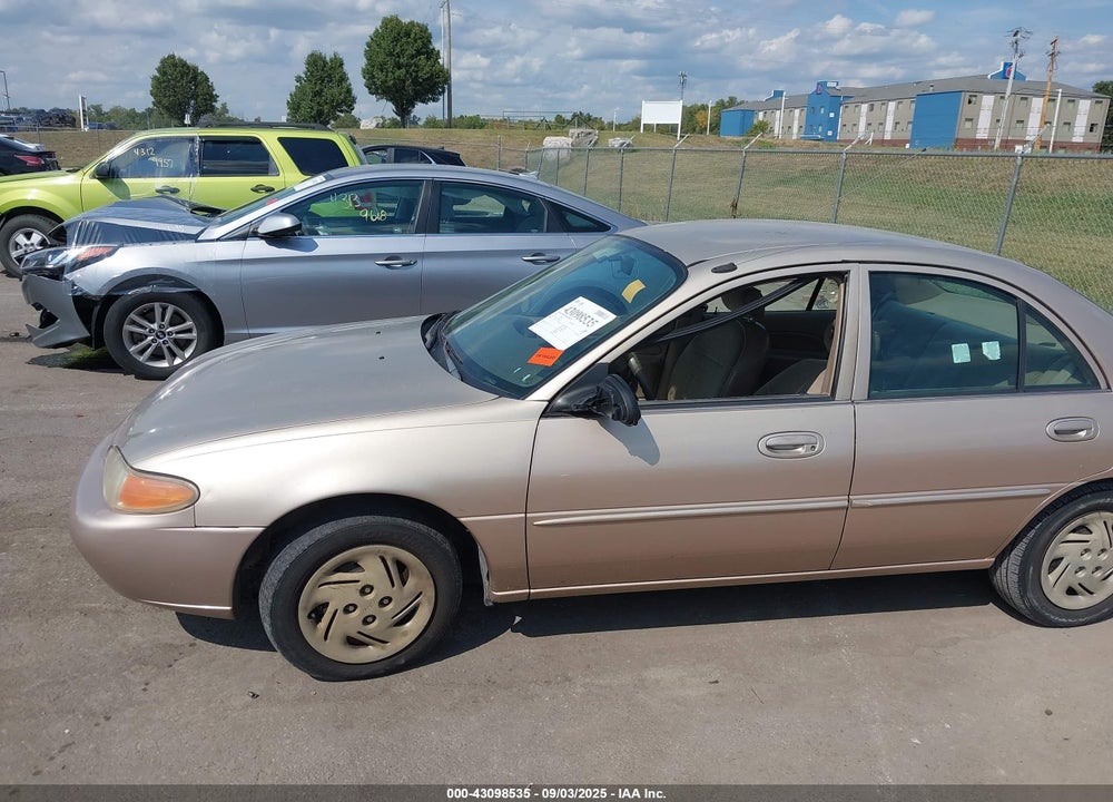 1998 FORD ESCORT SE VIN: 1FAFP13P5WW295127