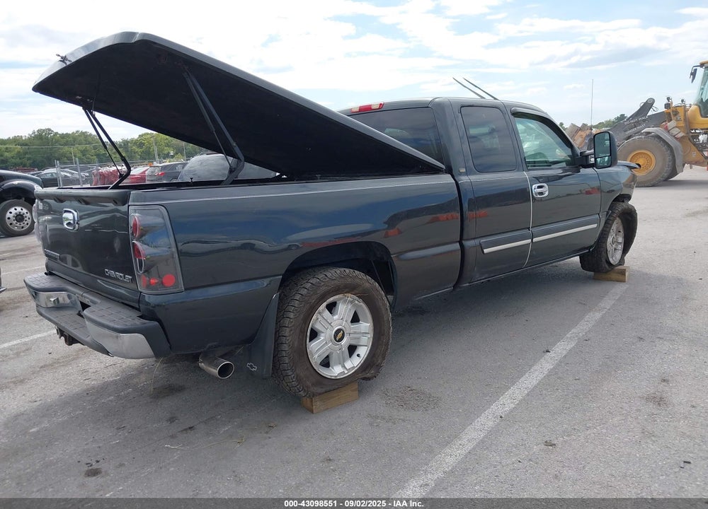 2003 CHEVROLET SILVERADO 1500 LS VIN: 1GCEK19V03E211453
