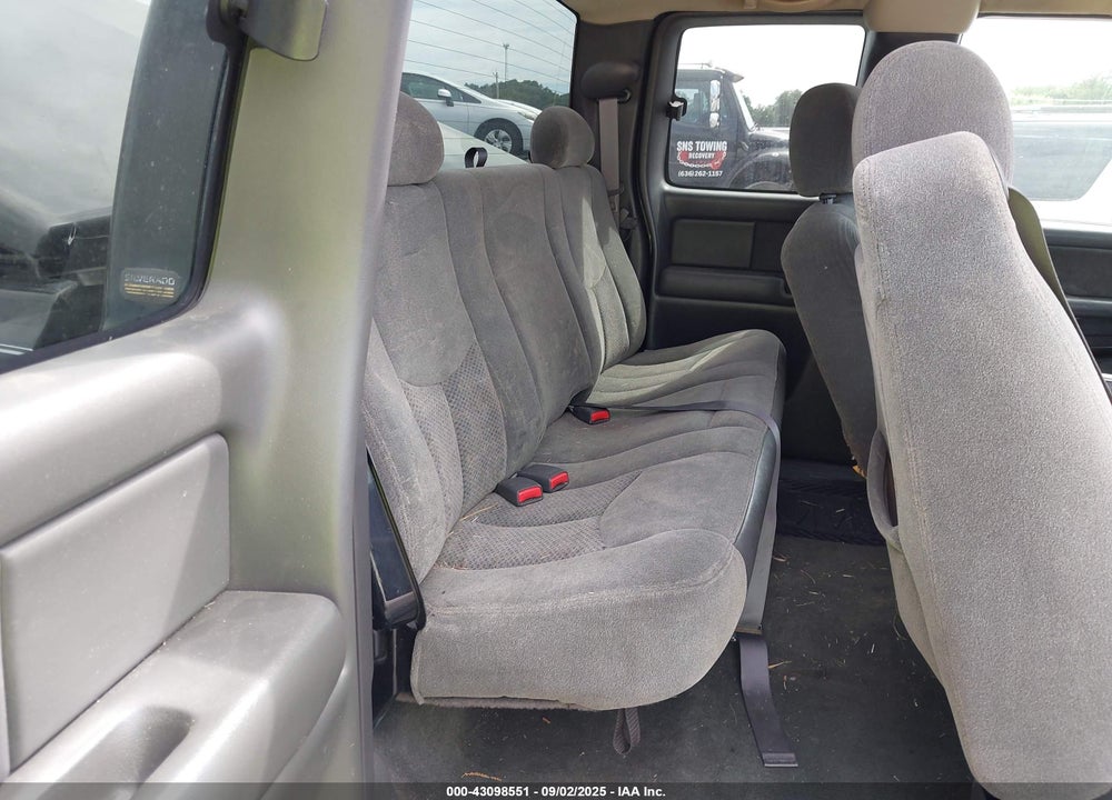 2003 CHEVROLET SILVERADO 1500 LS VIN: 1GCEK19V03E211453