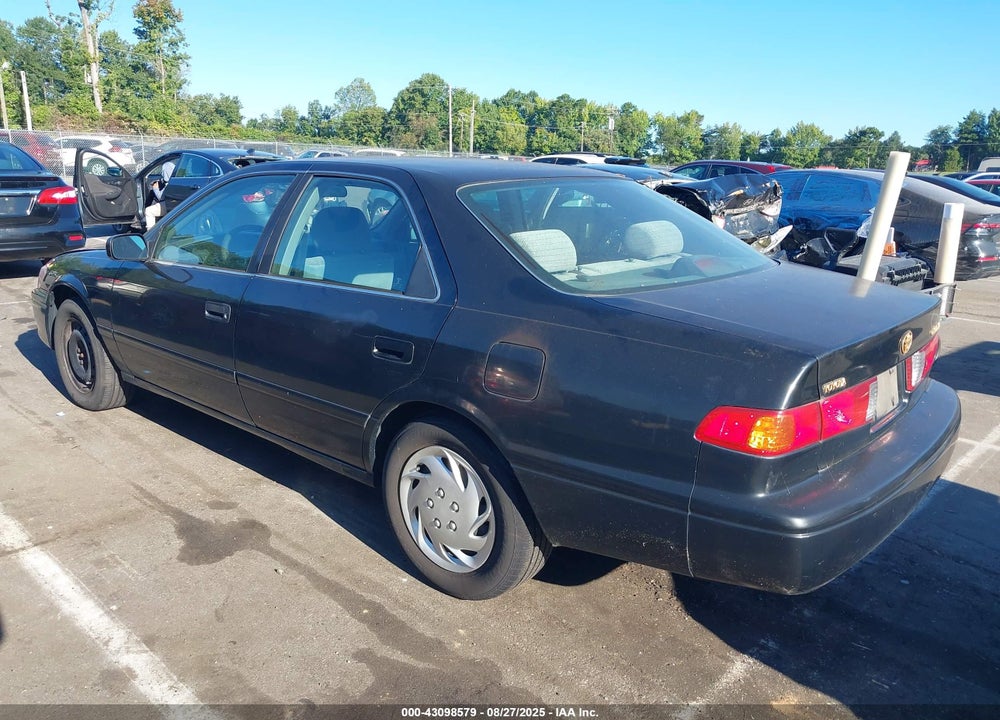 2001 TOYOTA CAMRY CE VIN: 4T1BG22K51U057895