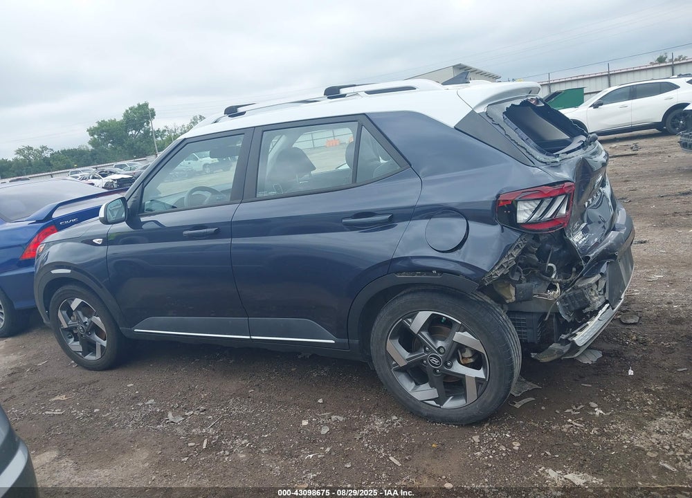 2022 HYUNDAI VENUE VIN: KMHRC8A34NU208657