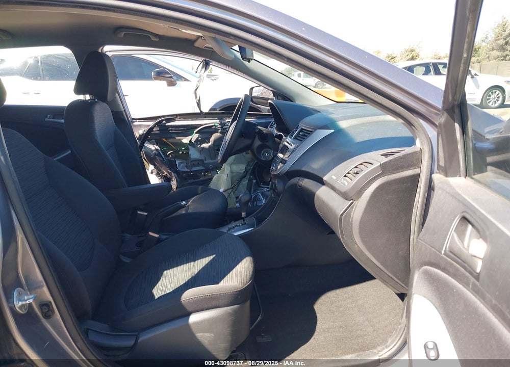 2016 HYUNDAI ACCENT VIN: KMHCT5AE3GU280622