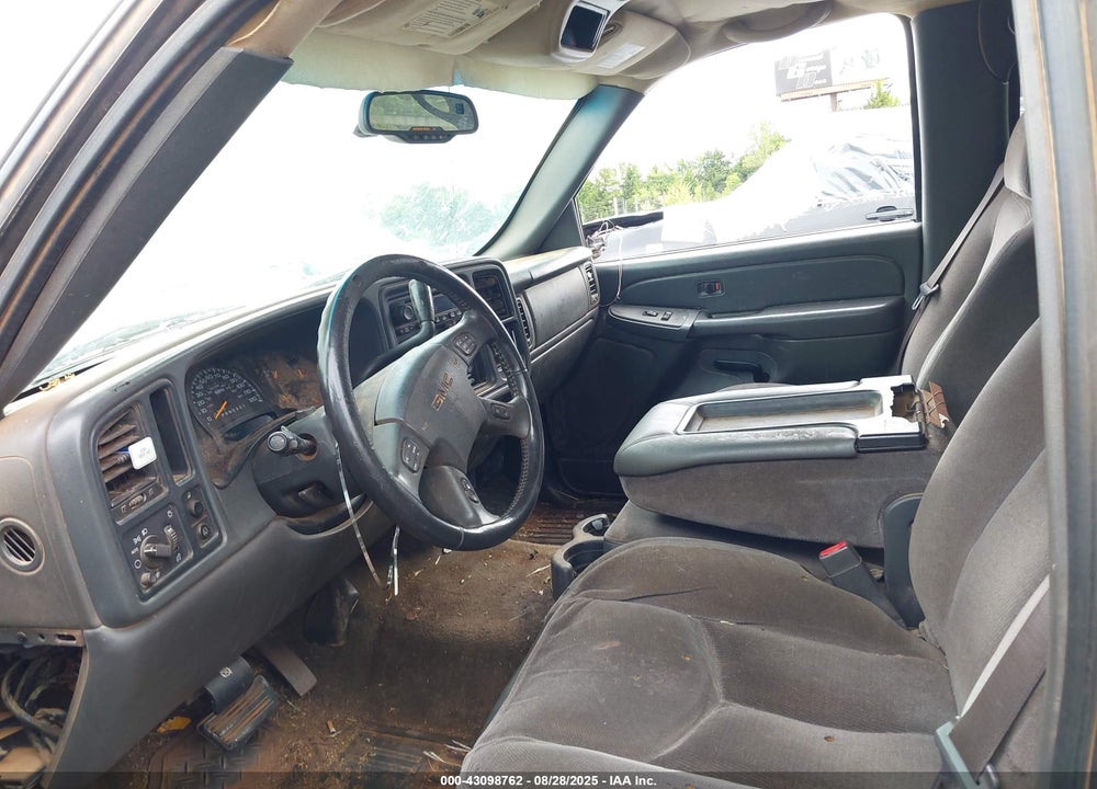 2006 GMC SIERRA 1500 VIN: 2GTEC13T161220379