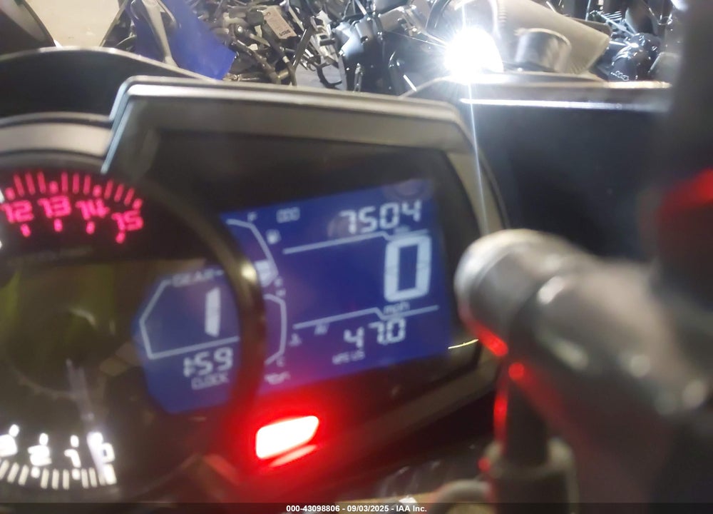 2021 KAWASAKI EX400 VIN: JKAEXKG13MDAB5918
