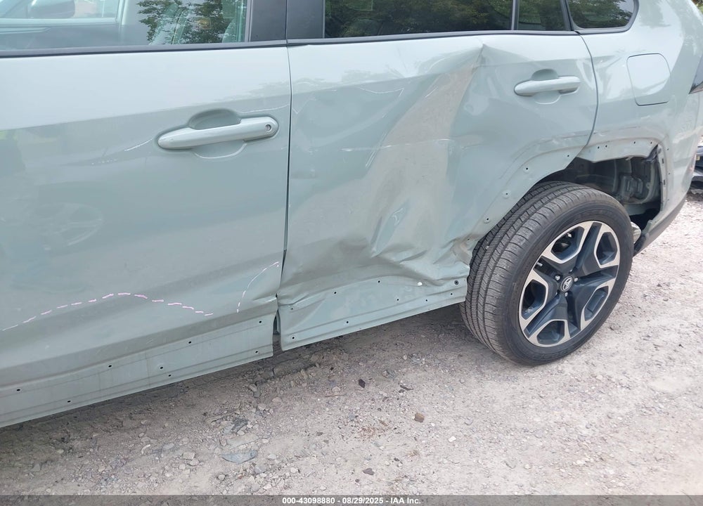 2019 TOYOTA RAV4 VIN: 2T3J1RFV8KW035005