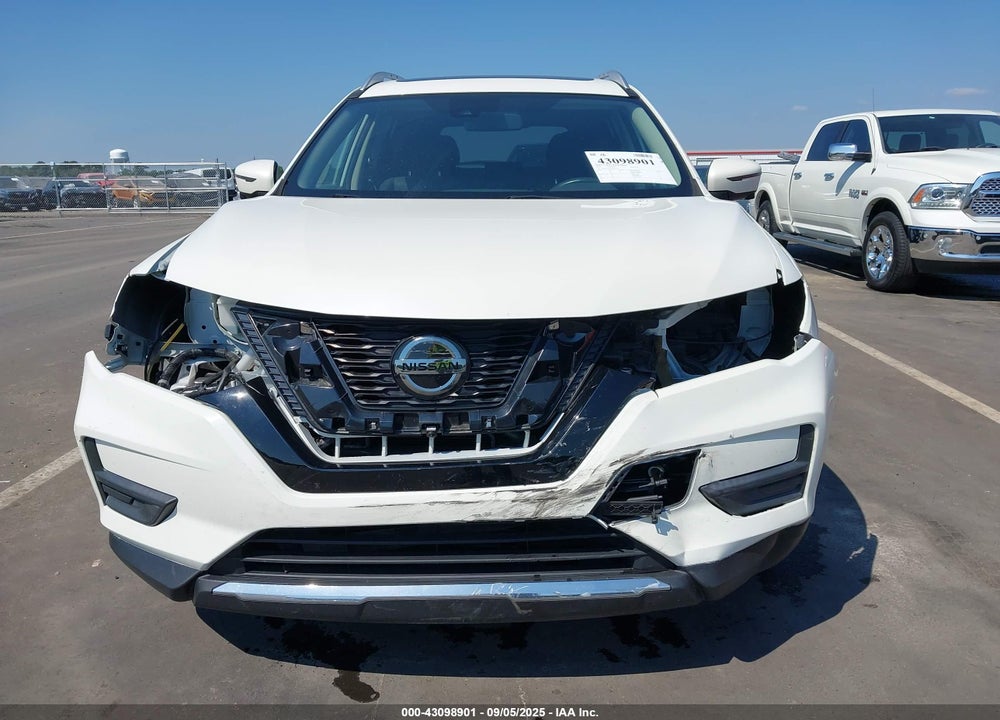 2019 NISSAN ROGUE VIN: JN8AT2MT2KW268144