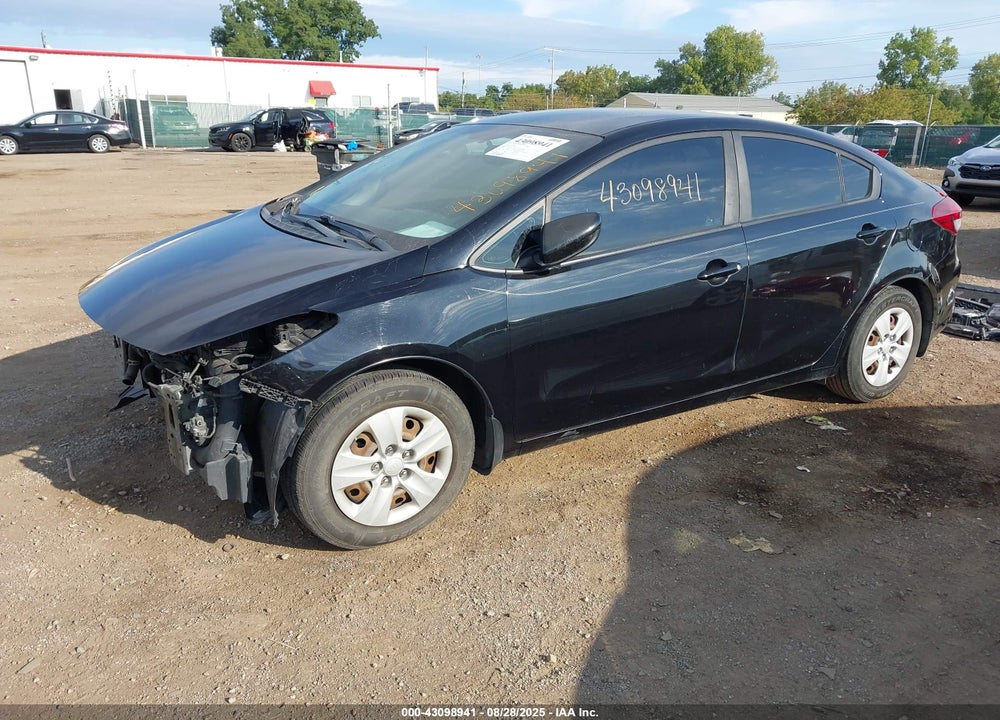 2017 KIA FORTE VIN: 3KPFK4A76HE159308