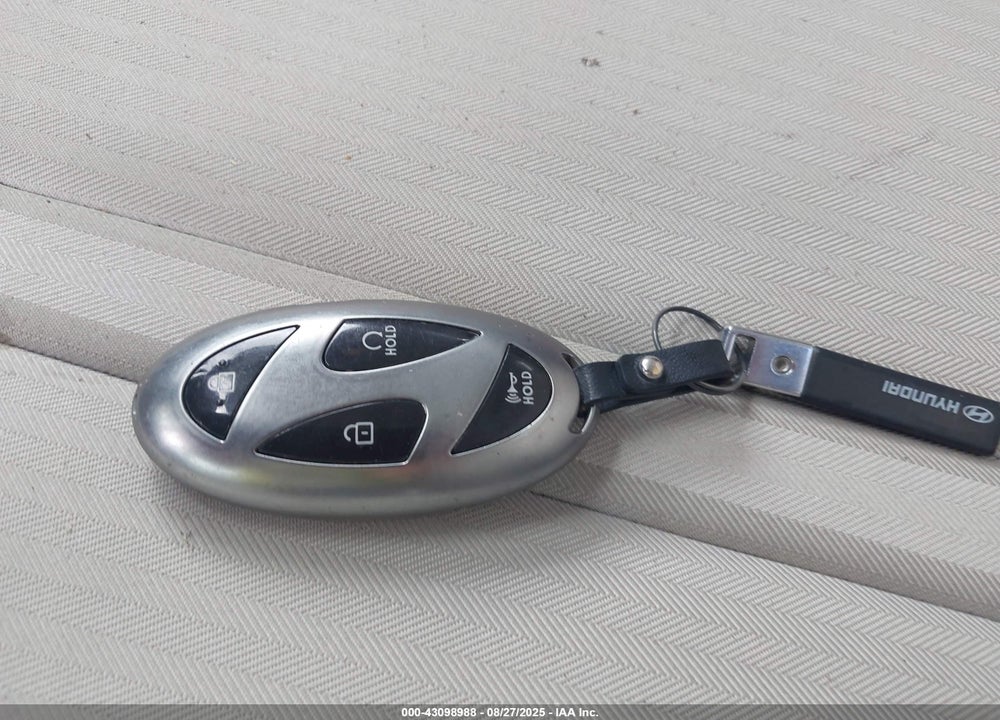2025 HYUNDAI SONATA VIN: KMHL64JA9SA484754