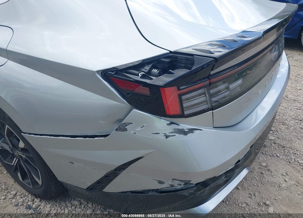 2025 HYUNDAI SONATA VIN: KMHL64JA9SA484754