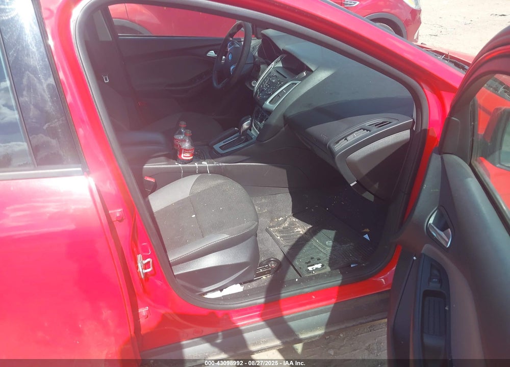 2014 FORD FOCUS SE VIN: 1FADP3F23EL209932