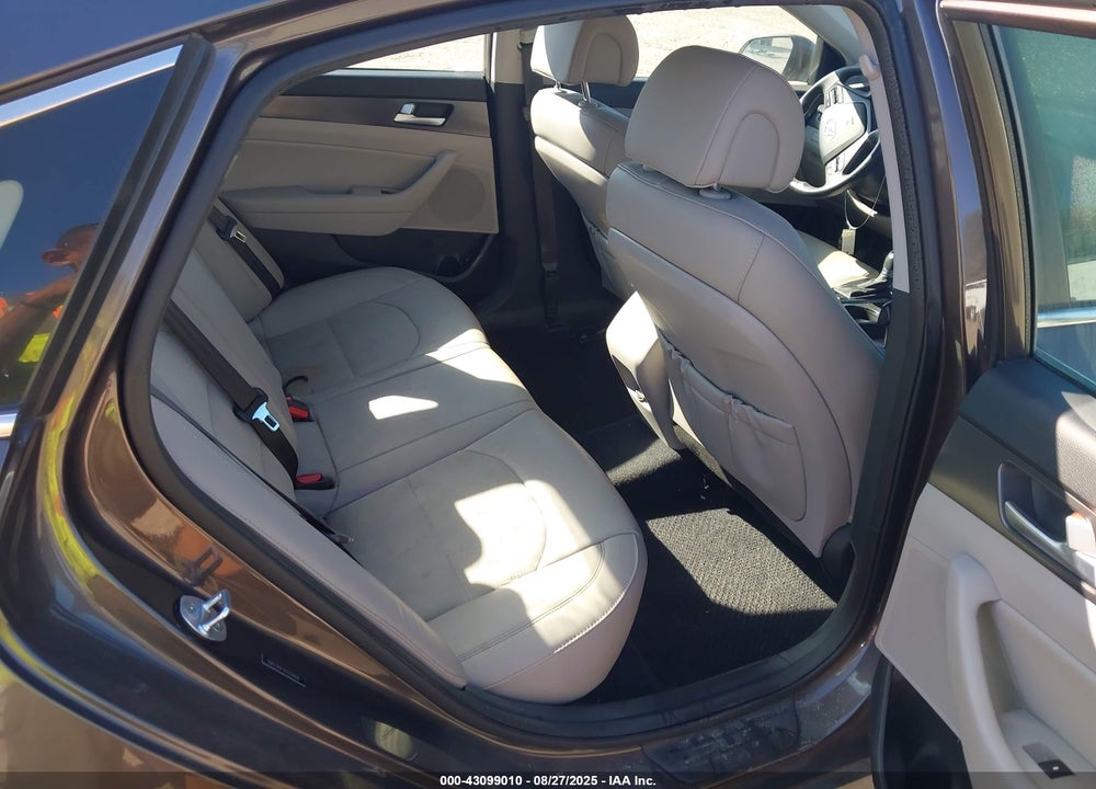 2015 HYUNDAI SONATA VIN: 5NPE34AF3FH259908