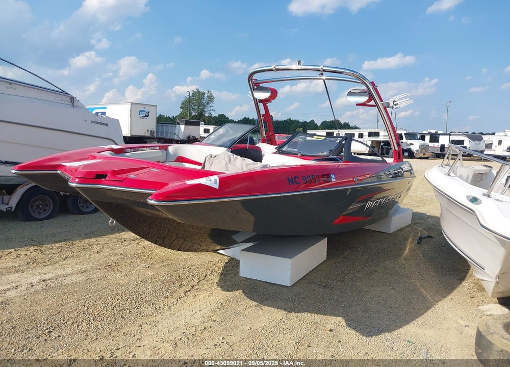 2014 MALIBU 22 MXZ VIN: MB2M0485F414