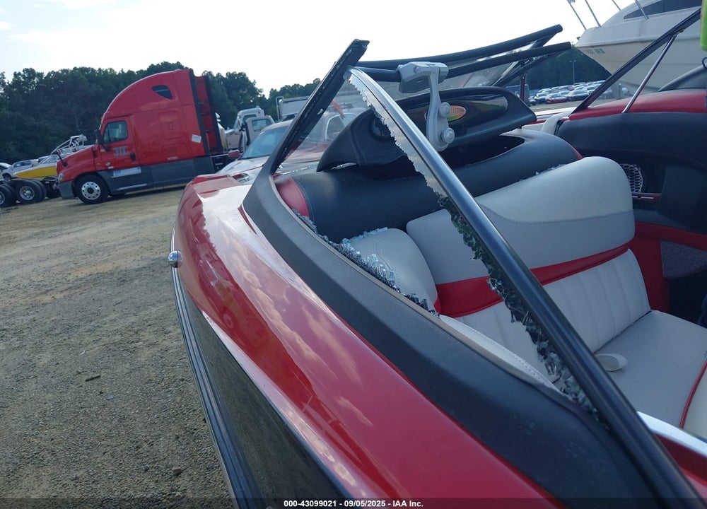 2014 MALIBU 22 MXZ VIN: MB2M0485F414
