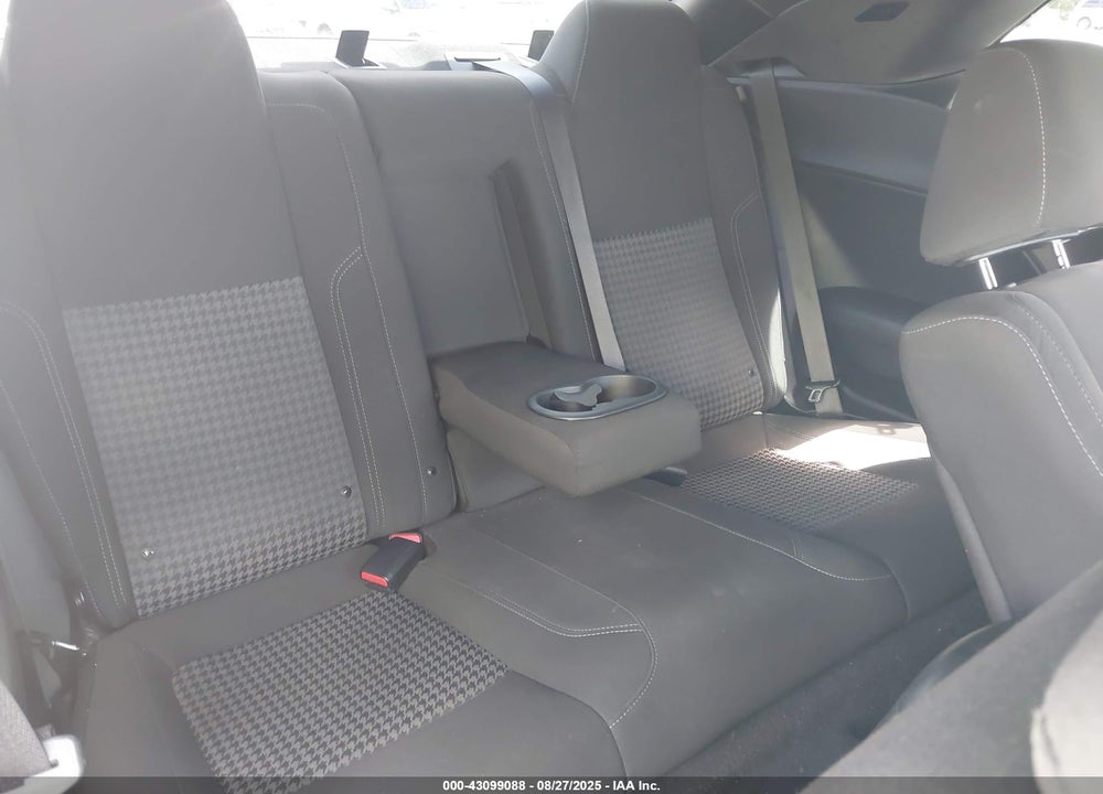 2022 DODGE CHALLENGER VIN: 2C3CDZAG5NH257485