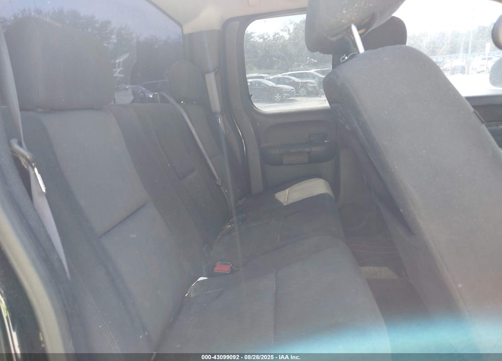 2013 CHEVROLET SILVERADO 1500 VIN: 1GCRKSEA8DZ232829