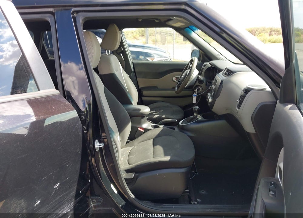 2014 KIA SOUL VIN: KNDJN2A26E7037554