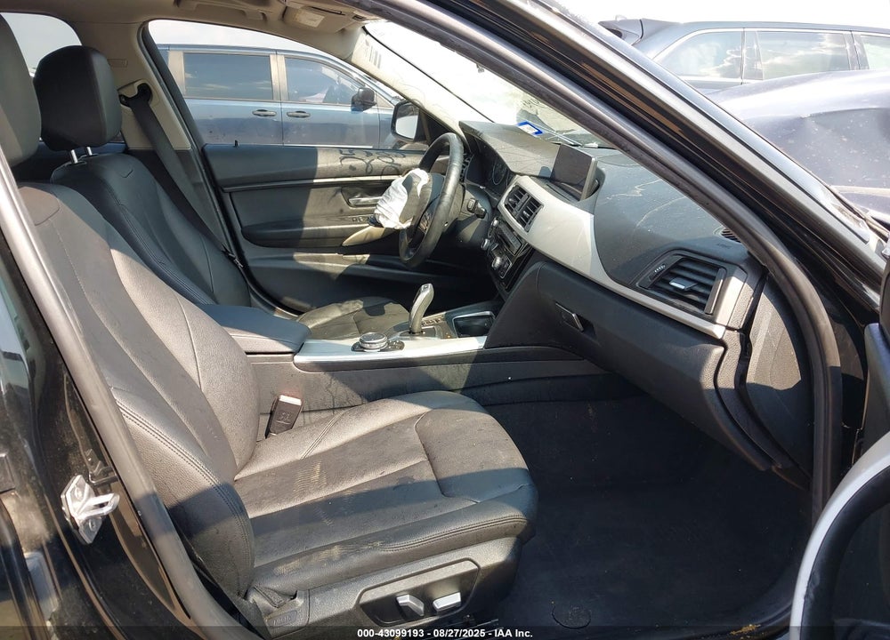 2016 BMW 3 SERIES VIN: WBA8E1G58GNT37599