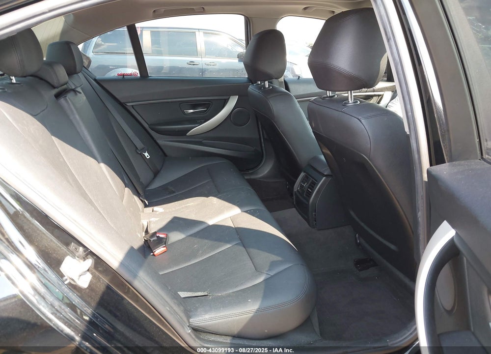 2016 BMW 3 SERIES VIN: WBA8E1G58GNT37599