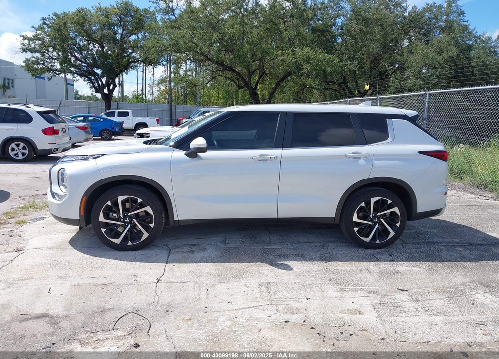 2024 MITSUBISHI OUTLANDER SE 2.5 2WD VIN: JA4J3VA89RZ019582