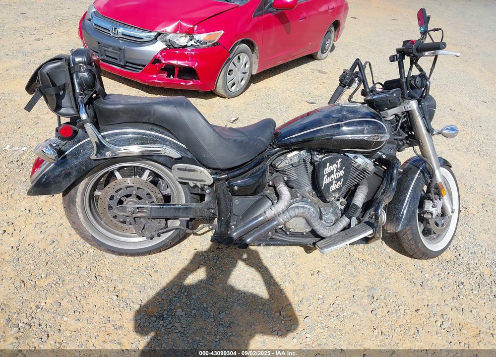 2014 YAMAHA XVS1300 CT/CFD VIN: JYAVP32E5EA004697