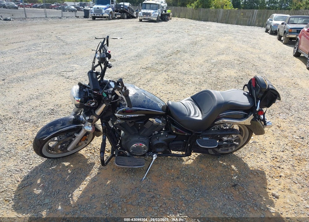 2014 YAMAHA XVS1300 CT/CFD VIN: JYAVP32E5EA004697