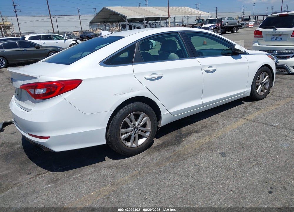 2016 HYUNDAI SONATA SE VIN: 5NPE24AF3GH361195
