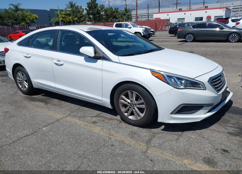 2016 HYUNDAI SONATA SE VIN: 5NPE24AF3GH361195