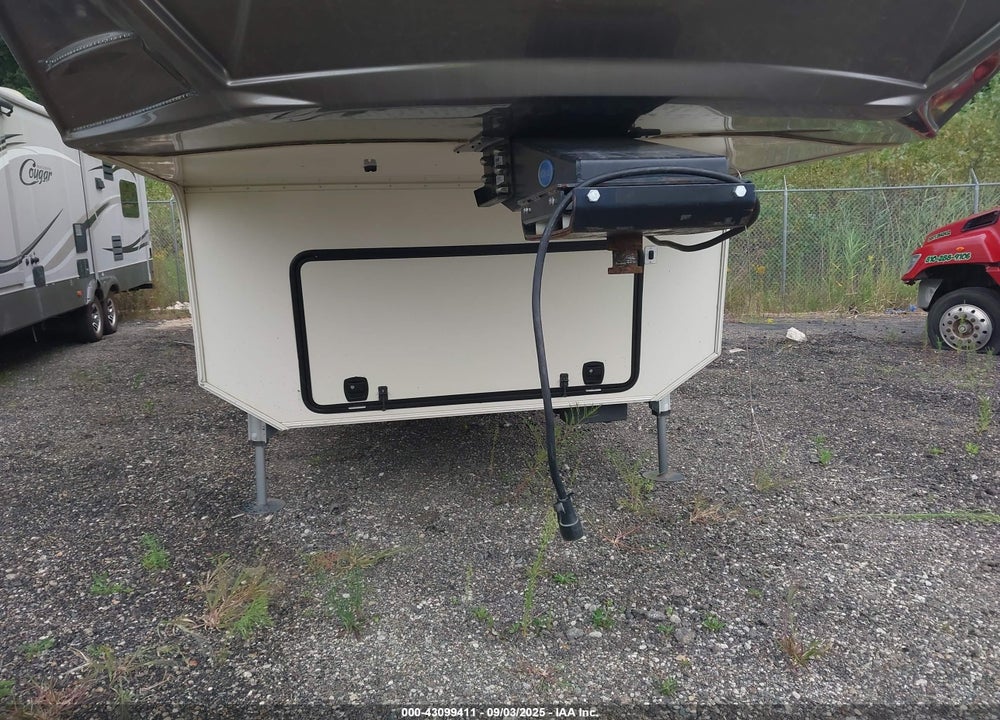 2017 FOREST RIVER OTHER VIN: 4X4FCAR2XHG102561