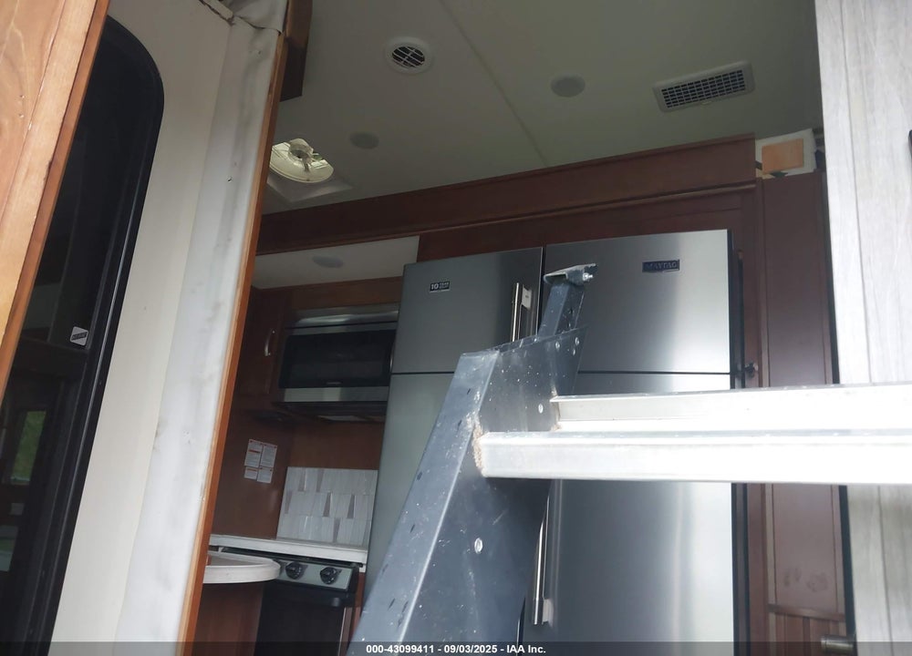 2017 FOREST RIVER OTHER VIN: 4X4FCAR2XHG102561