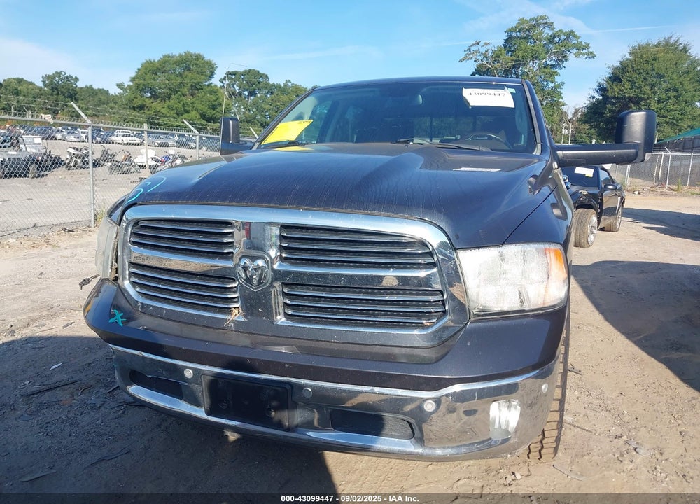 2015 RAM 1500 VIN: 1C6RR7LTXFS777883