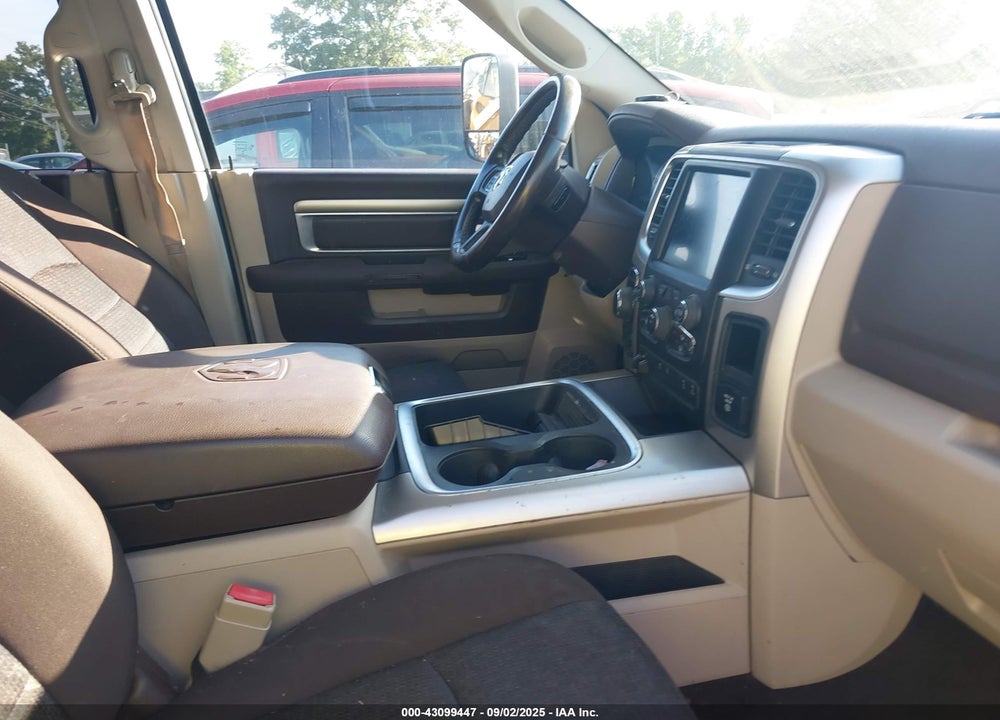2015 RAM 1500 VIN: 1C6RR7LTXFS777883
