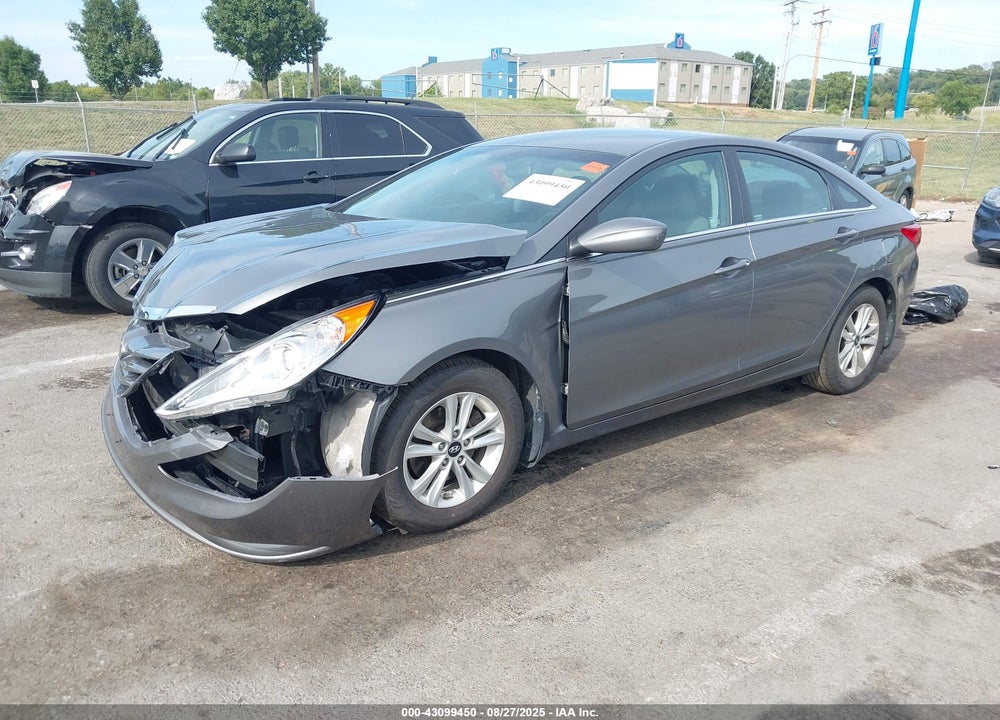 2013 HYUNDAI SONATA VIN: 5NPEB4AC4DH784269