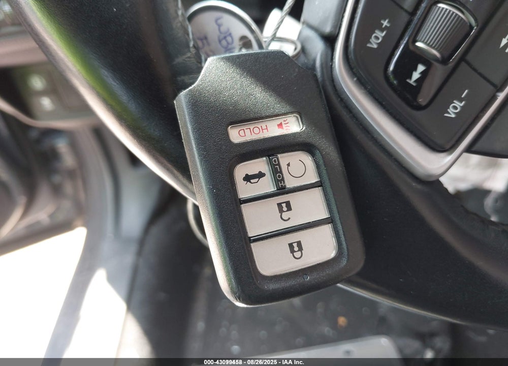 2014 INFINITI Q50 VIN: JN1BV7AP1EM674014