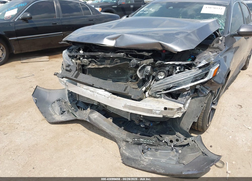 2014 INFINITI Q50 VIN: JN1BV7AP1EM674014