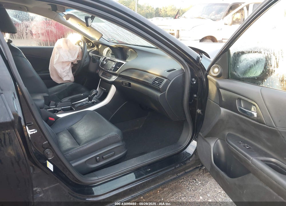 2013 HONDA ACCORD VIN: 1HGCR2F81DA104252