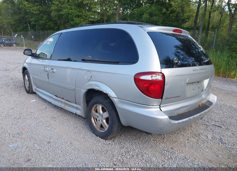 2007 DODGE GRAND CARAVAN SXT VIN: 2D4GP44L17R313082
