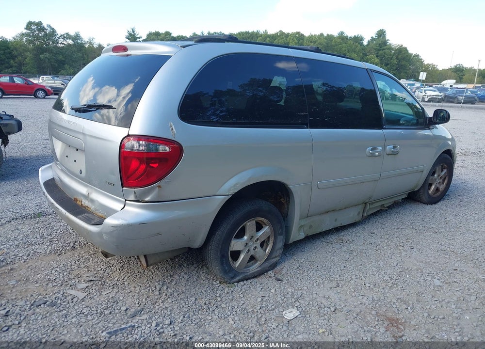 2007 DODGE GRAND CARAVAN SXT VIN: 2D4GP44L17R313082