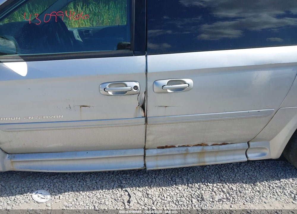 2007 DODGE GRAND CARAVAN SXT VIN: 2D4GP44L17R313082