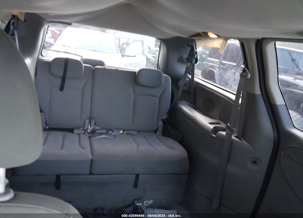 2007 DODGE GRAND CARAVAN SXT VIN: 2D4GP44L17R313082